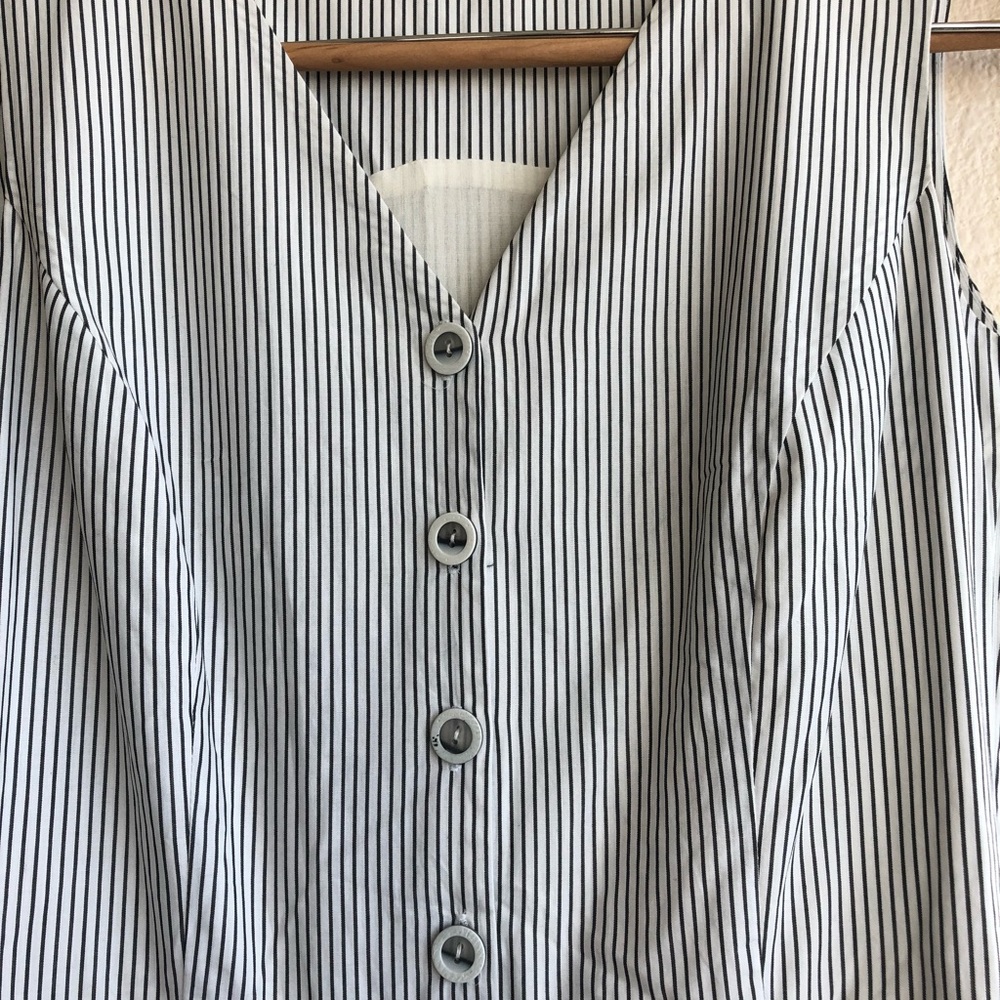 Striped dress - Picture 4 of 7